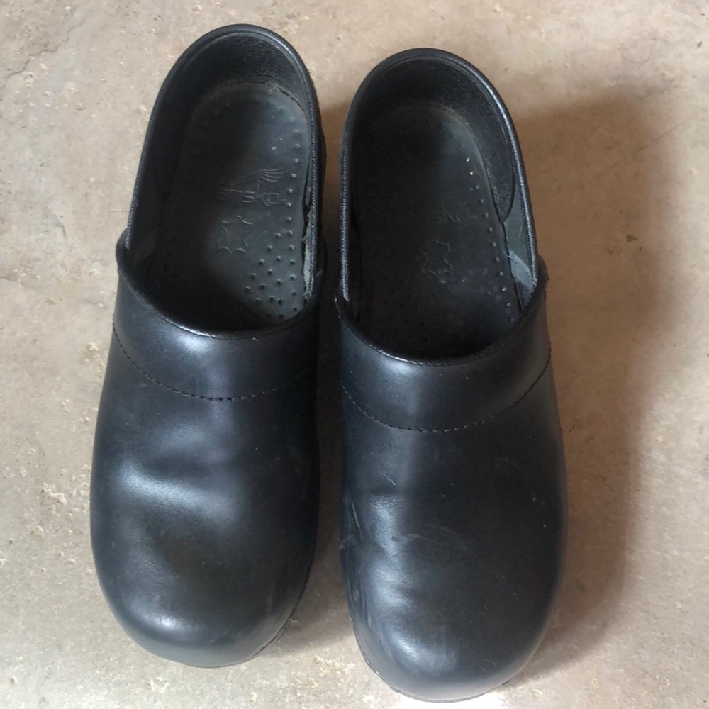 DANSKO CLOGS